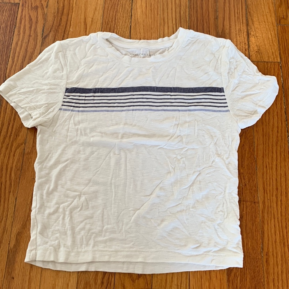 American Eagle shirt